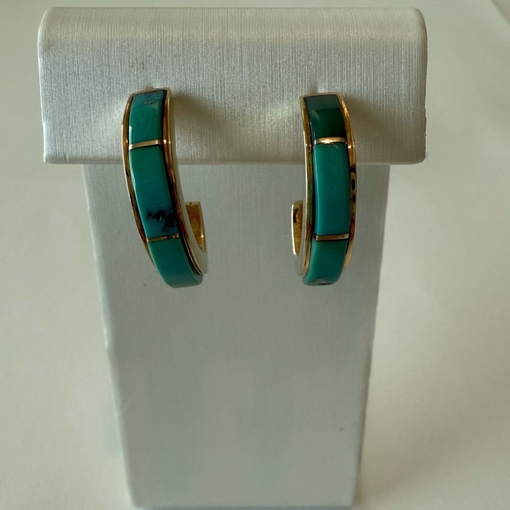 Tony Sanchez Handmade 14K Gold & Turquoise Inlay Huggie Earrings - Picture 1 of 8